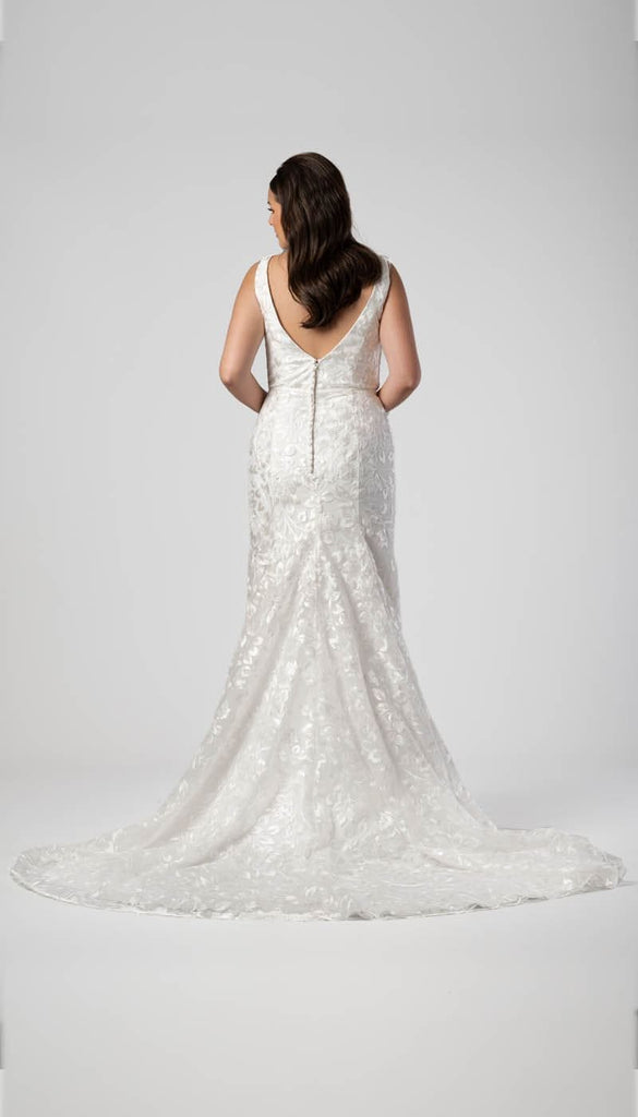 Ivory Satin Simple A-line V-neck Wedding Dresses MW545 | Musebridals